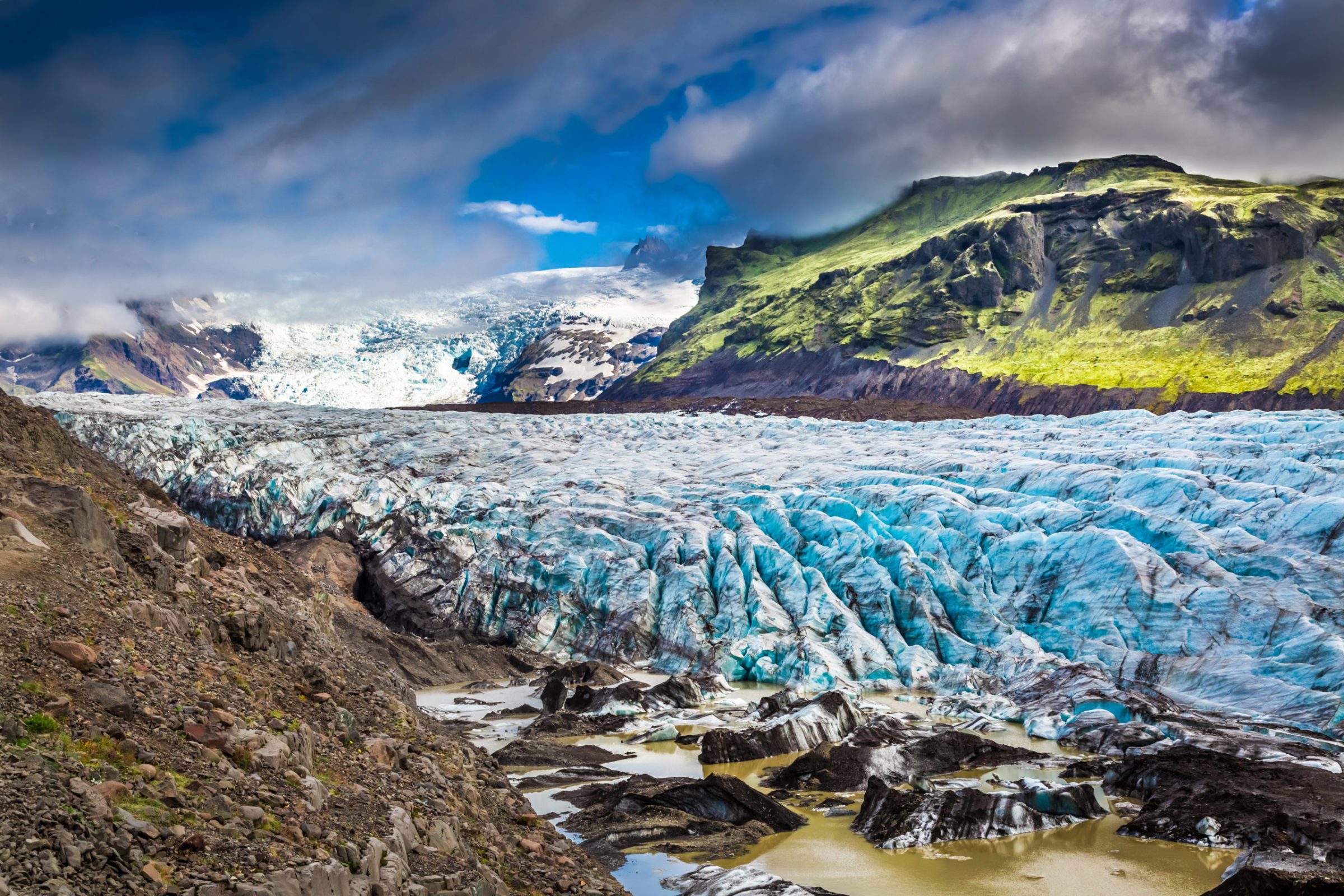 Read more about the article The Magic of Iceland’s Glaciers