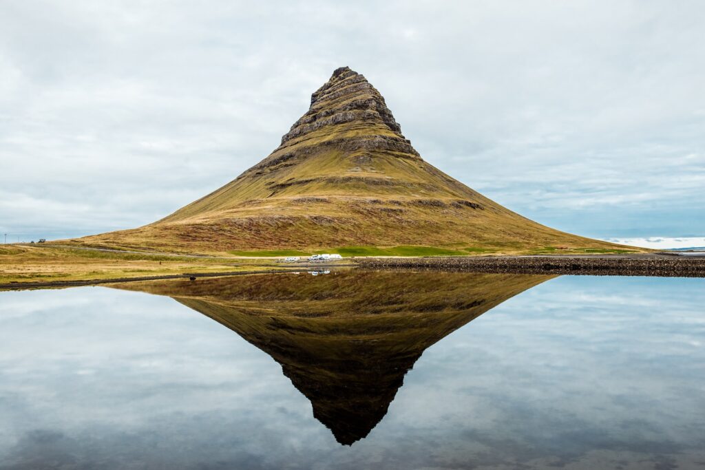 kirkjufell-mountain-iceland.jpg